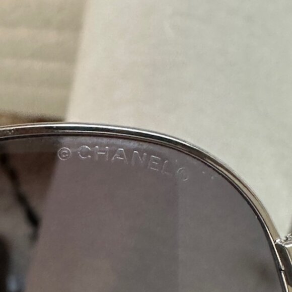 CHANEL AVIATOR SUNGLASSES - Picture 15 of 15